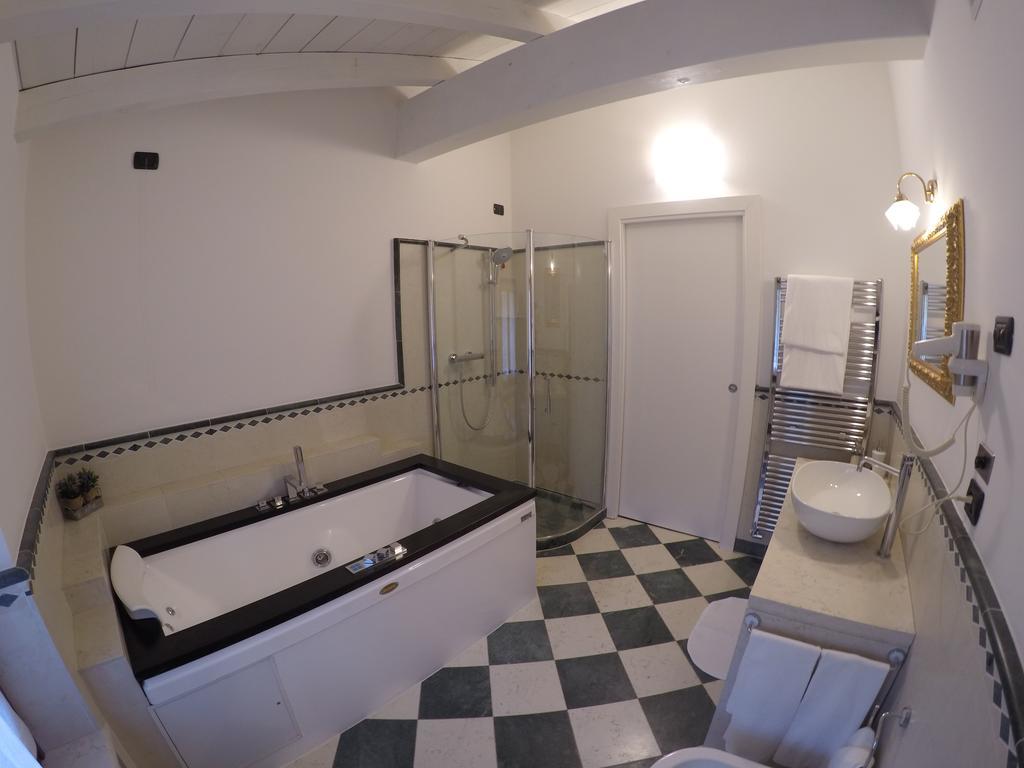 Garda & Golf Bed & Breakfast Caprino Veronese Bilik gambar